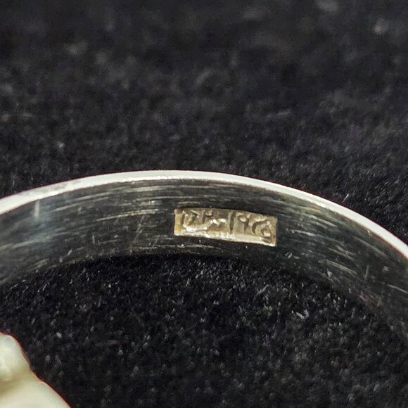 Chrysoprase stone and silver ring - Picture 13 of 14